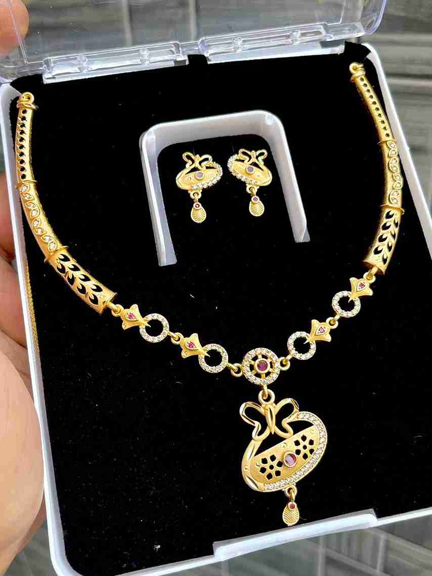 Gold Plated Necklace With Earrings
